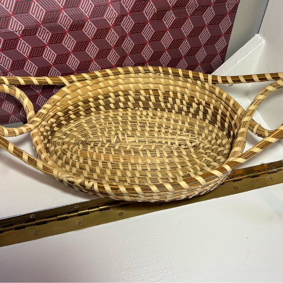Gullah sweetgrass basket - Picture 4 of 10